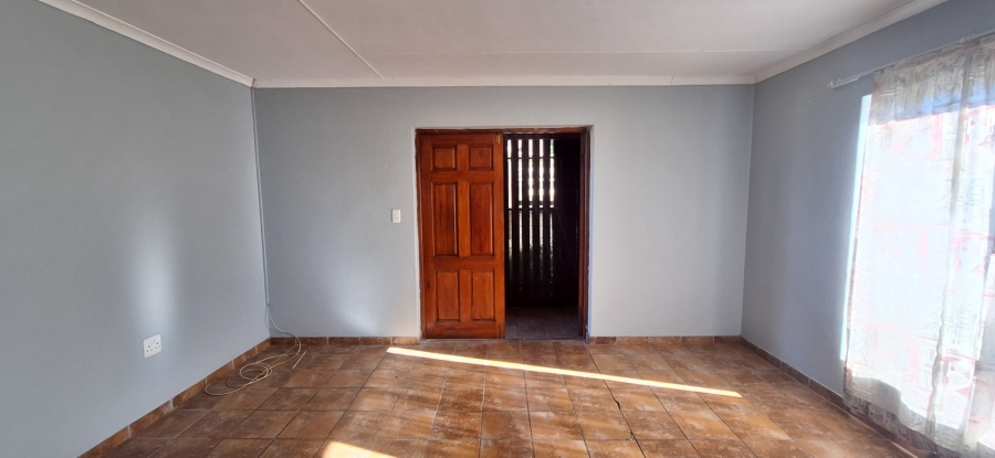 2 Bedroom Property for Sale in Albertinia Western Cape